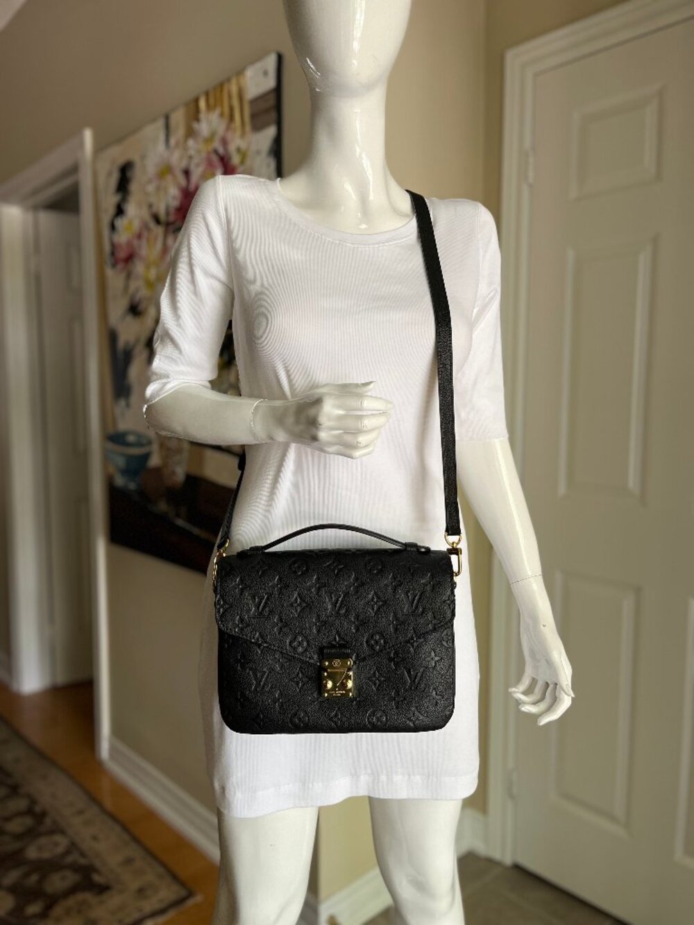 Louis Vuitton Pochette Métis in Monogram Empreinte Black Leather - Authentic - Picture 13 of 17